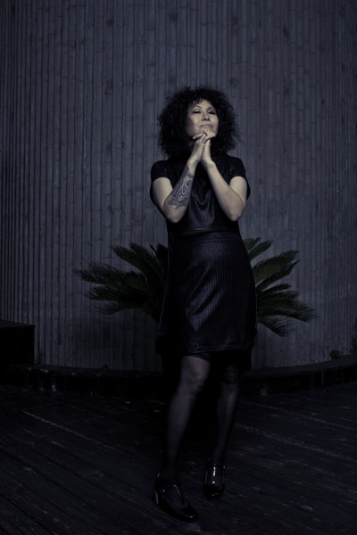 Former rock star Luo Qi attempts a comeback