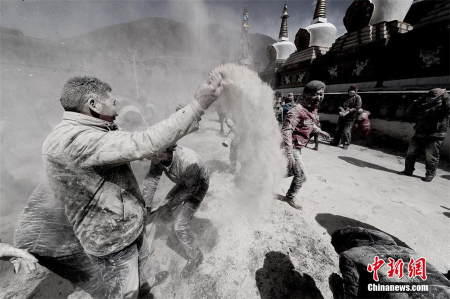 Tibetans celebrate 'Zanba Festival' in NW Qinghai