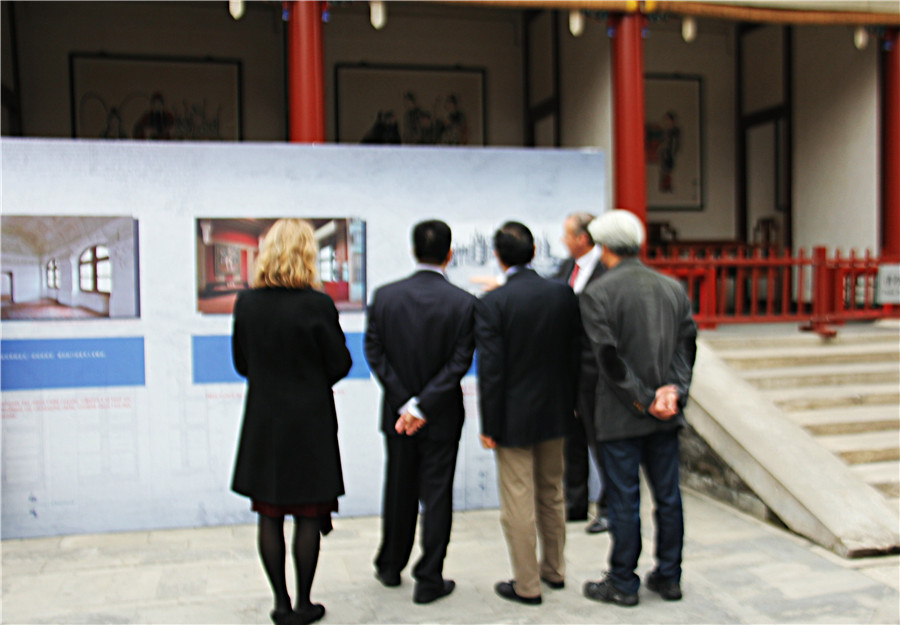 Summer Palace holds exhibition on French royal castle Chambord