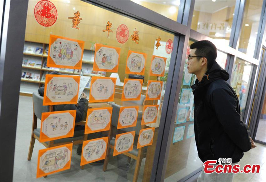 Pencil drawings of retired teacher attract visitors