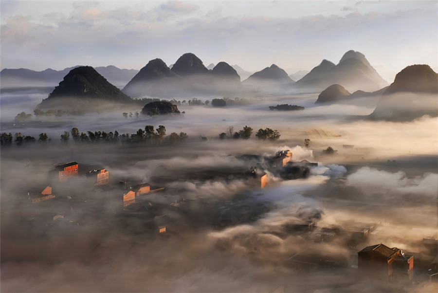 Photographic works on life of Chinese Yi ethnic group