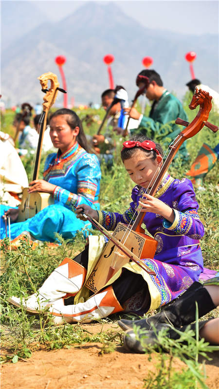 Sampling a slice of Mongolian culture