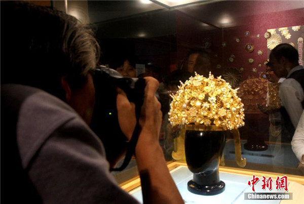 Ancient phoenix crown of Sui Dynasty unveiled in E China