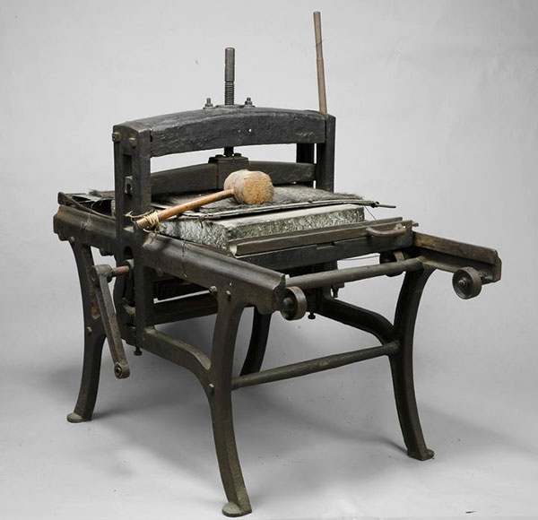 Long March items go on display at National Museum of China