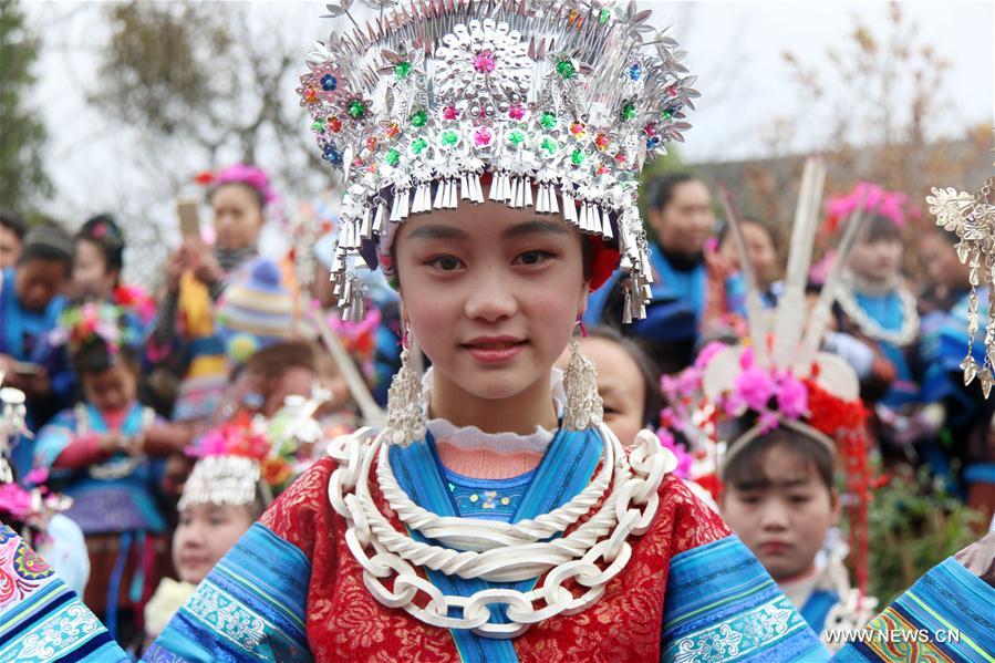 Folk event 'Ganpingzi' held in SW China
