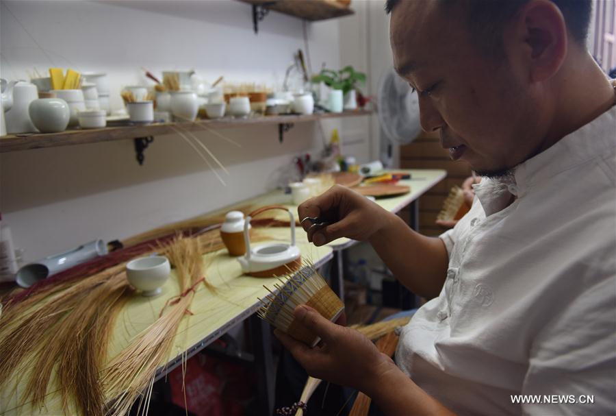 Workshop of unburned earthenwares in China's Jingdezhen