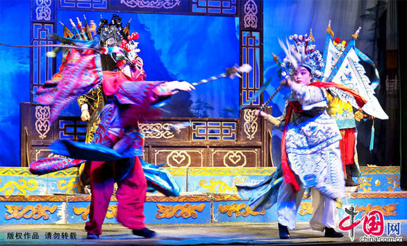 浙江：濃濃鄉(xiāng)情 婺劇的臺前幕后[組圖]