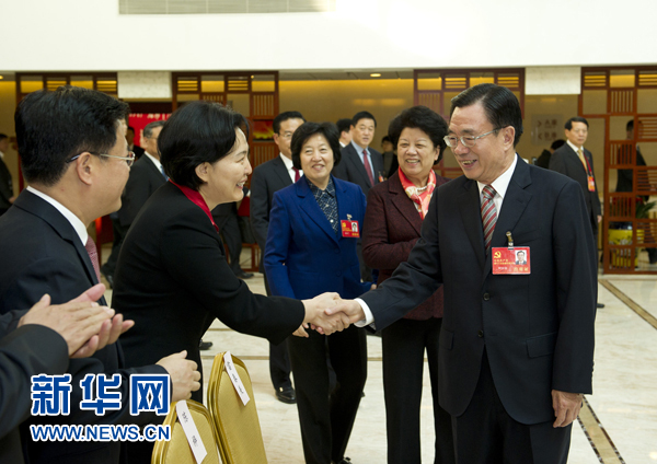 賀國強(qiáng)參加福建代表團(tuán)討論