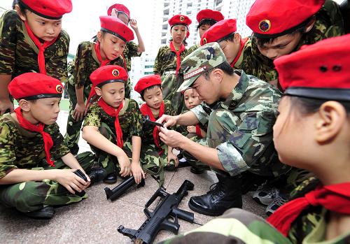 軍事教育進校