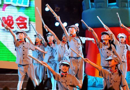 南京：童心飛揚迎“六一”