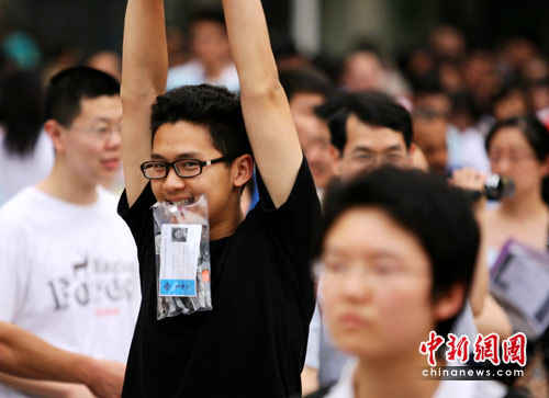 中國14個省區市高考結束(圖)