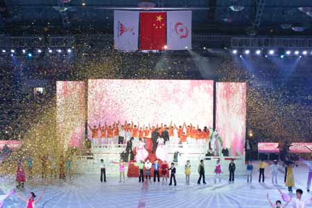 亞運火炬冰城傳遞