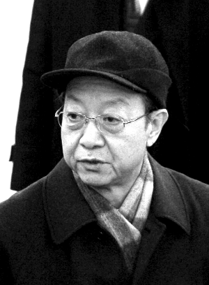 李毅中稱網絡實名制是方向 解釋政府網站為何被黑