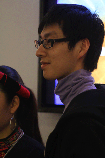 兩會上的帥哥記者