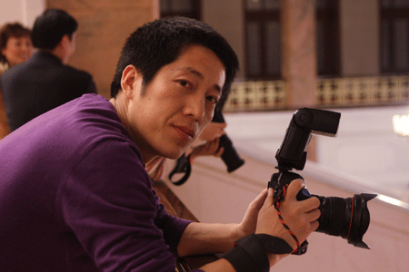 兩會上的帥哥記者