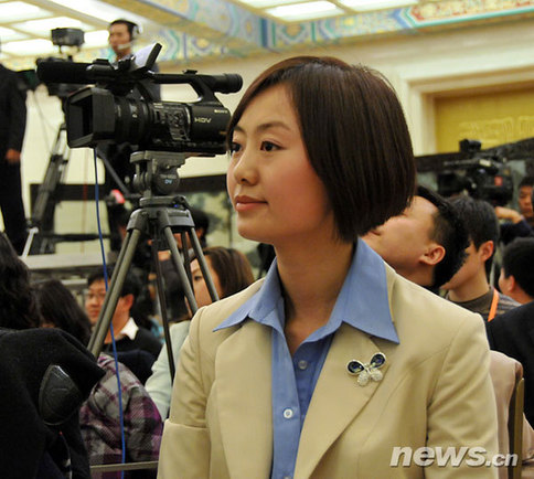 百家媒體云集政協(xié)首場(chǎng)新聞發(fā)布會(huì)