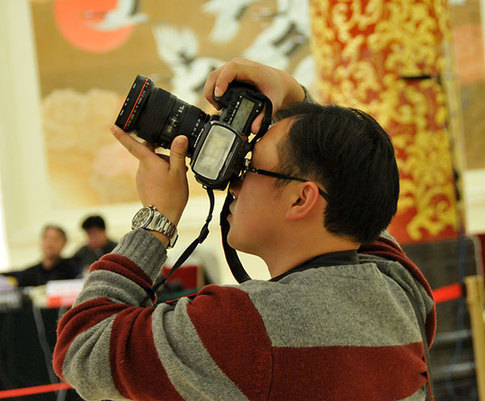 百家媒體云集政協首場新聞發布會