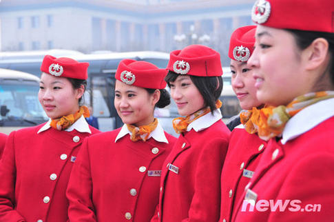 兩會(huì)靚麗“風(fēng)景線”