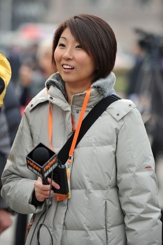 2010兩會：女記者身影