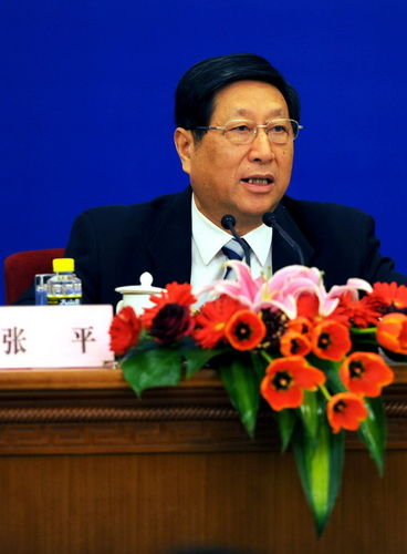 發改委:4萬億投資沒一分錢進入房地產