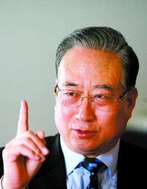 政協常委張維慶抨擊官場歪風獲網友好評