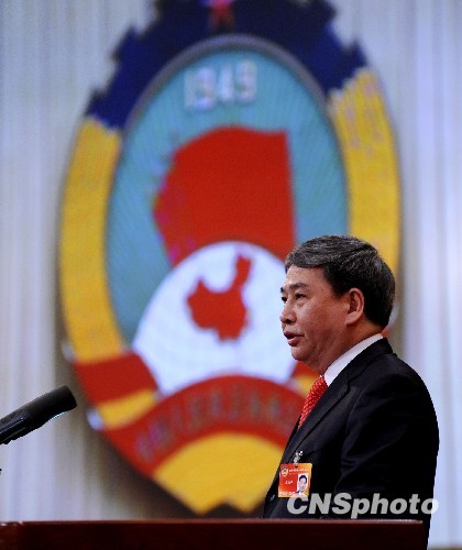 “發言8分鐘贏9次掌聲”委員:不是快退休才講真話