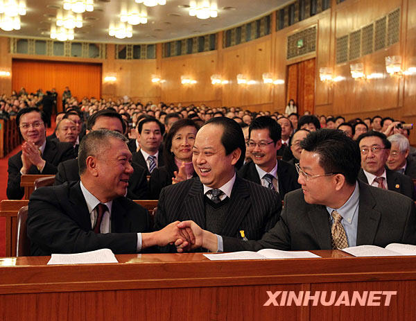 何厚鏵當選全國政協副主席