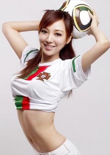 足球?qū)氊惐琅?#8220;解凍”