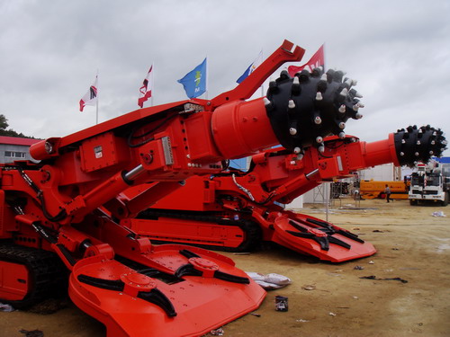 第二屆中國(guó)國(guó)際煤炭工業(yè)博覽交易會(huì)將于16日開(kāi)幕