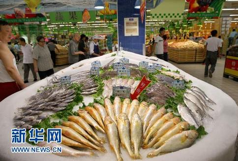 紅紅火火迎“雙節(jié)”(圖)