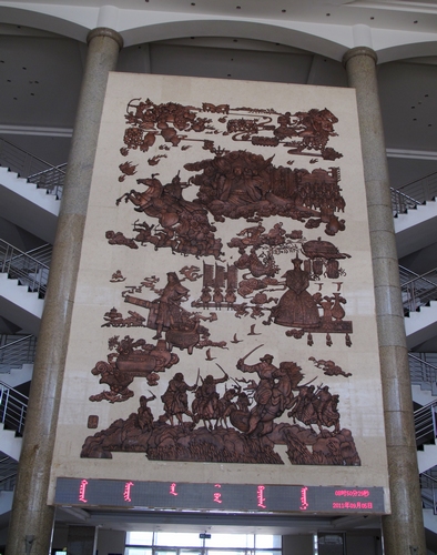 網絡媒體看內蒙古活動走進科爾沁博物館。