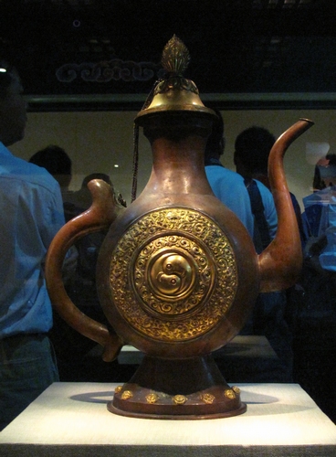 網絡媒體看內蒙古活動走進科爾沁博物館。