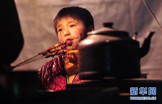 【新春走基層】舟曲：希望點(diǎn)亮黑的夜