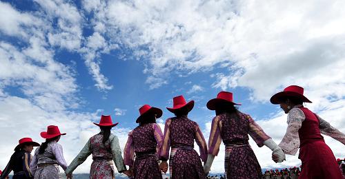 當吉仁賽馬節開幕