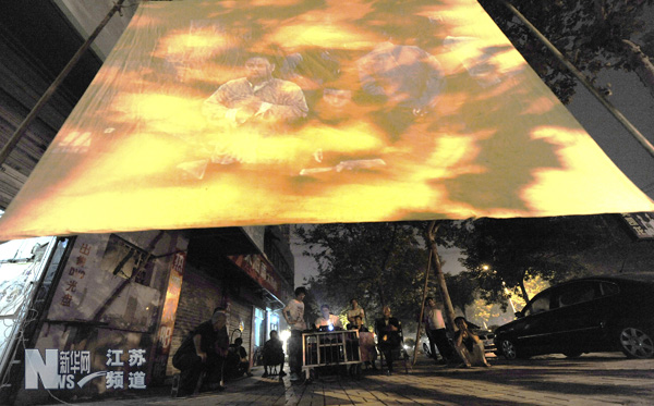 徐州殘疾人陳保民:多年義務為居民放電影