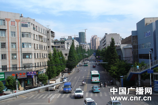 昆明印象之建設路隨想