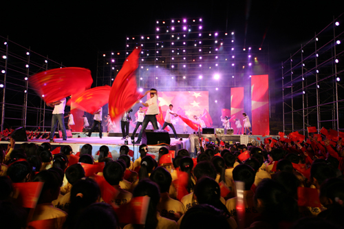 云南施甸縣第六屆民俗節開幕