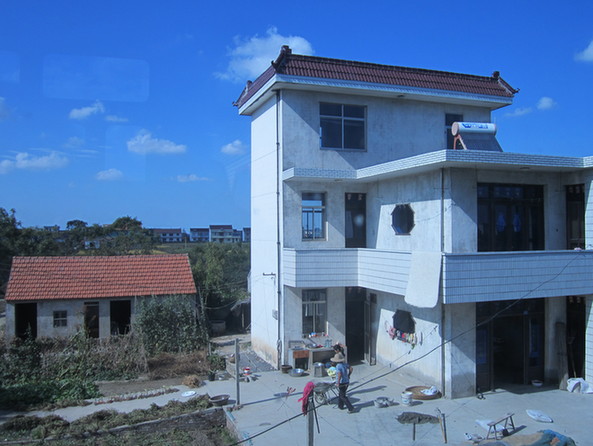 暖暖的年 風干的菱角 溫馨的“拉鋸戰”