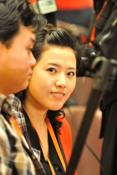 2010兩會：女記者身影
