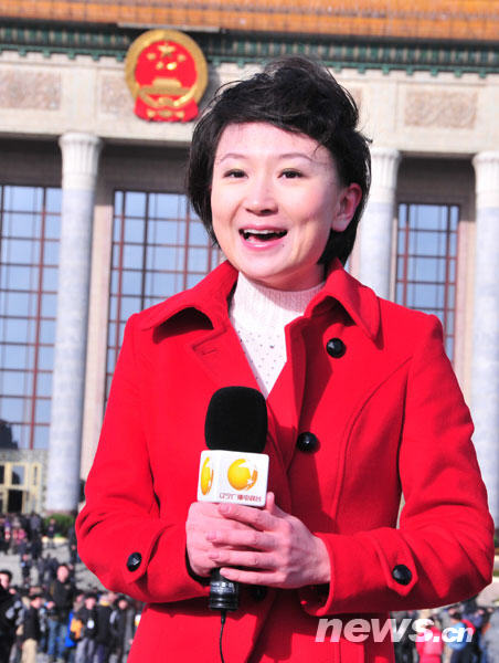 近拍兩會“當紅”女主播