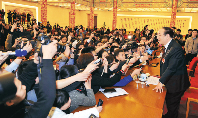 世界目光　聚焦兩會