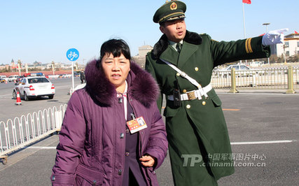 聚焦武警北京總隊兩會執勤哨兵