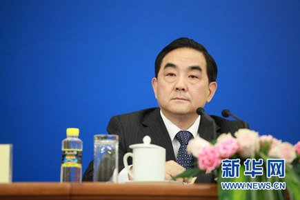 委員參加全國(guó)政協(xié)十一屆四次會(huì)議記者會(huì)