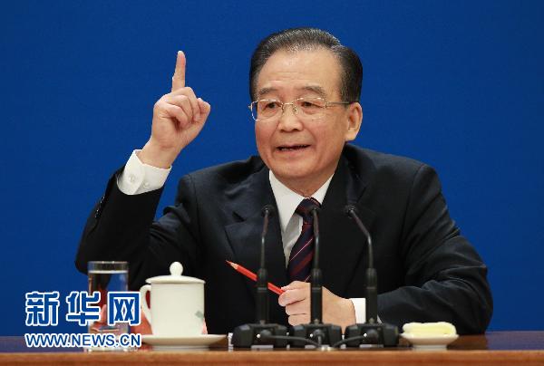 溫家寶總理與中外記者見(jiàn)面