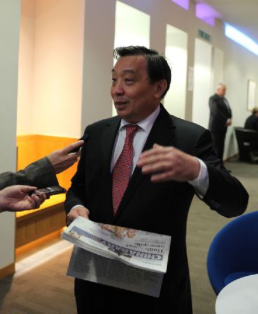 中英互聯網圓桌會議舉行 王晨強調推進互聯網發展