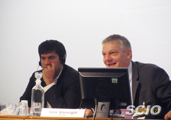 演講者回答代表提問