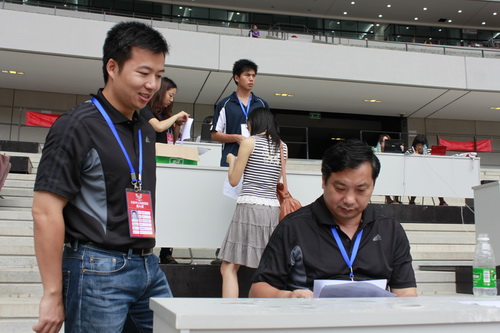 大運(yùn)田徑測(cè)試賽龍崗落幕 志愿者感動(dòng)所有人