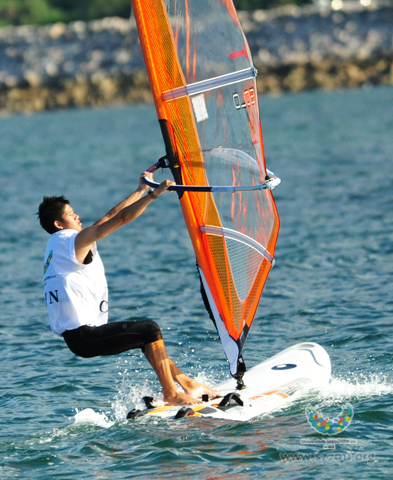 【帆船】：帆板團體深圳人奪冠