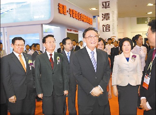 吳邦國:抓住海峽西岸經濟區建設的歷史性機遇