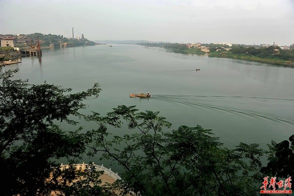 保護(hù)母親河之湘江如畫